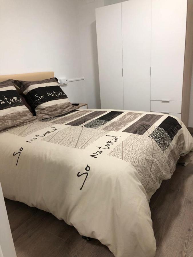 Alojamiento Karina Apartment Les Exterior foto