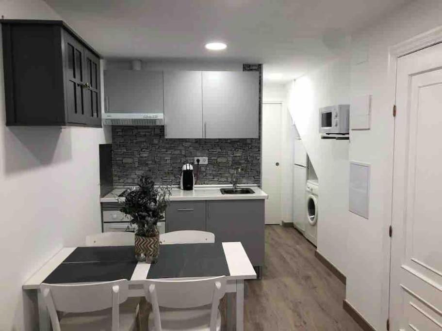 Alojamiento Karina Apartment Les Exterior foto